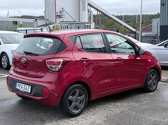 Hyundai i10 8 of 8