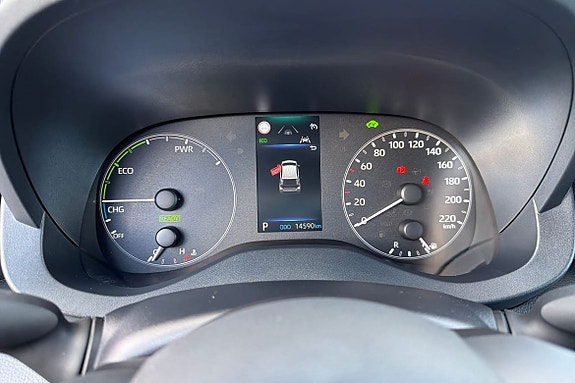 Toyota Yaris 16 of 21