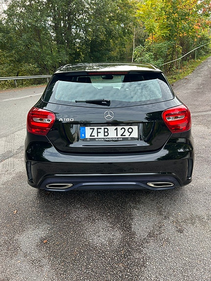 Mercedes-Benz A180 4 of 7