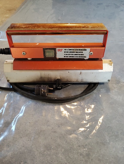 Product image 1 of 3