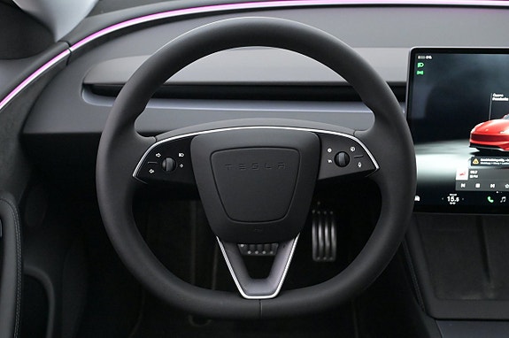 Tesla Model 3 7 of 27