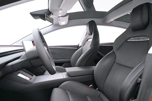 Tesla Model 3 8 of 27