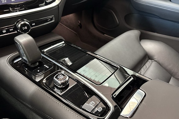 Volvo V60 17 of 25