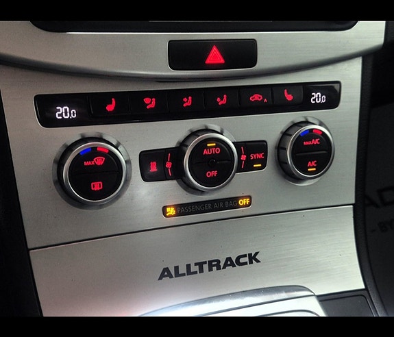Volkswagen Passat Alltrack 10 of 10