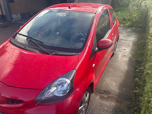 Toyota Aygo 4 of 6