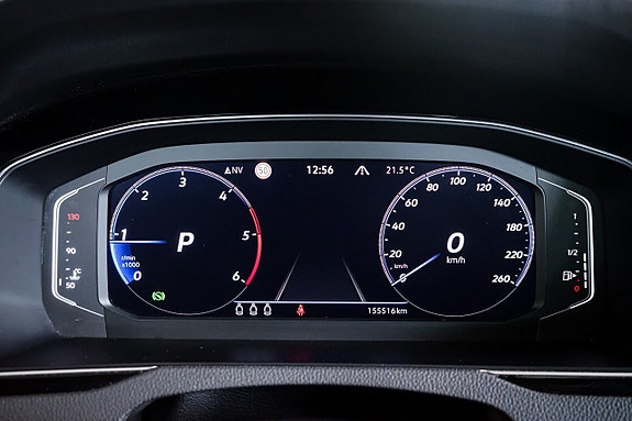 Volkswagen Passat 15 of 30