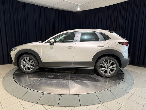 Mazda CX-30 3 of 12