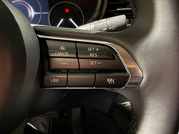 Mazda CX-30 12 of 12