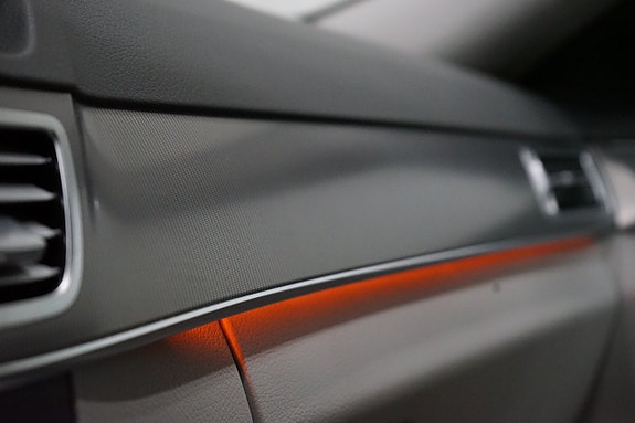 Mercedes-Benz E350 14 of 20