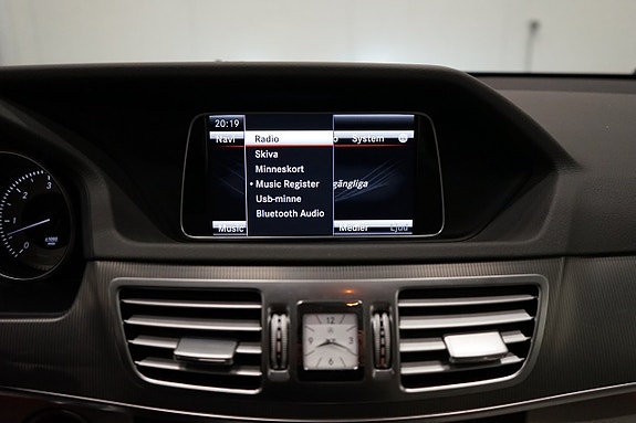 Mercedes-Benz E350 17 of 20