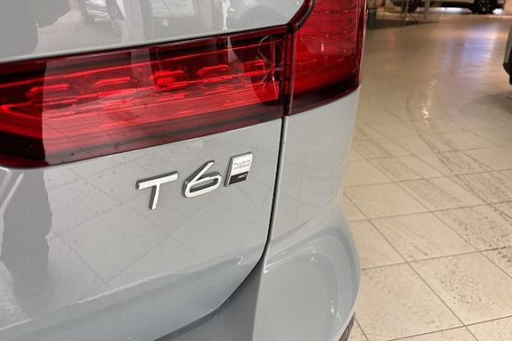 Volvo V60 13 of 27