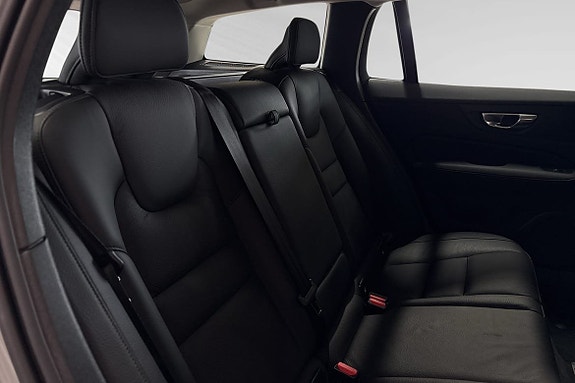 Volvo V60 12 of 27