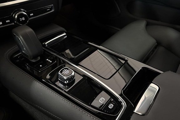 Volvo V60 18 of 27