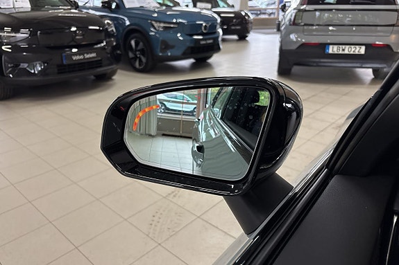 Volvo V60 21 of 27