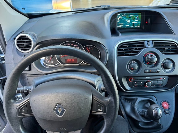 Renault Kangoo Express 15 of 18