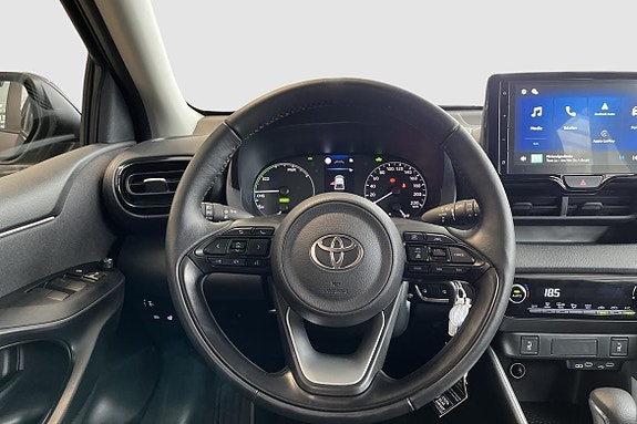 Toyota Yaris 11 of 12