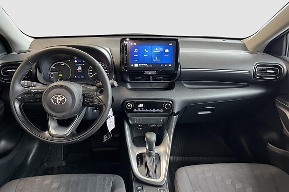 Toyota Yaris 10 of 12