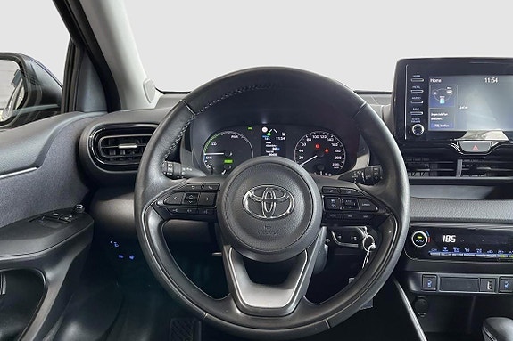 Toyota Yaris 12 of 13