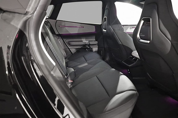 Polestar 4 15 of 20