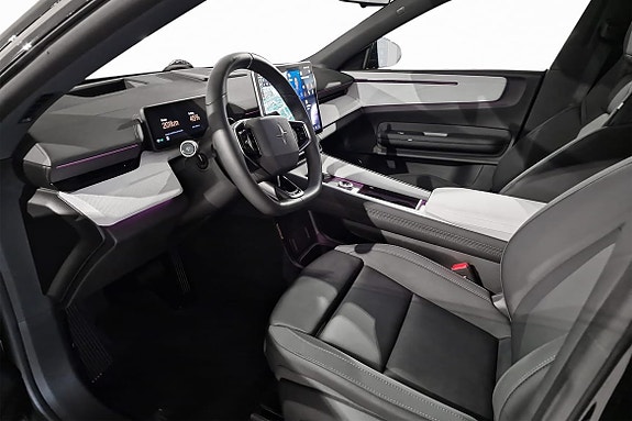 Polestar 4 11 of 20
