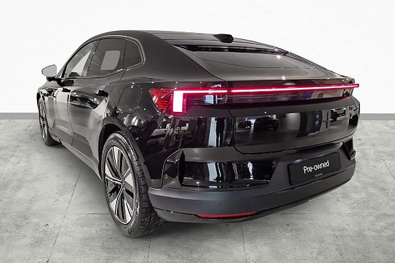 Polestar 4 8 of 20