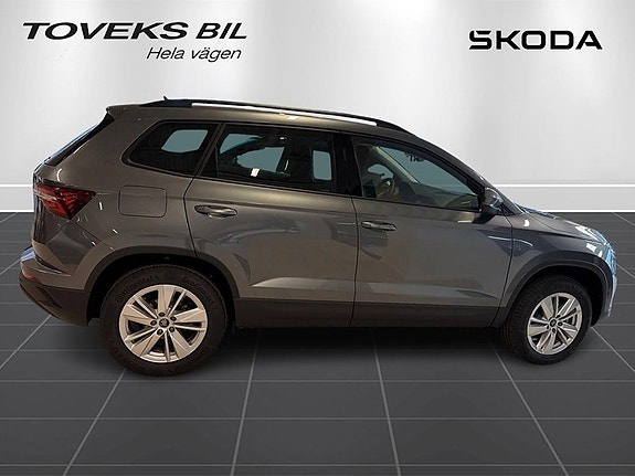 Skoda Karoq 2 of 16