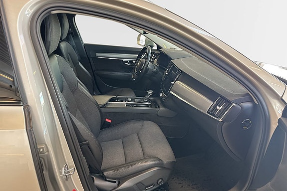 Volvo V90 Cross Country 5 of 21