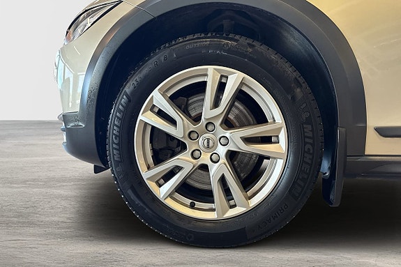 Volvo V90 Cross Country 10 of 21
