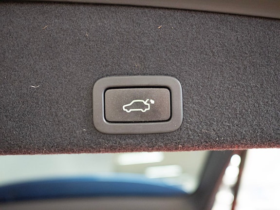 Volvo XC60 12 of 12