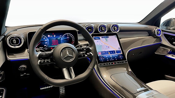 Mercedes-Benz GLC400 e 15 of 23