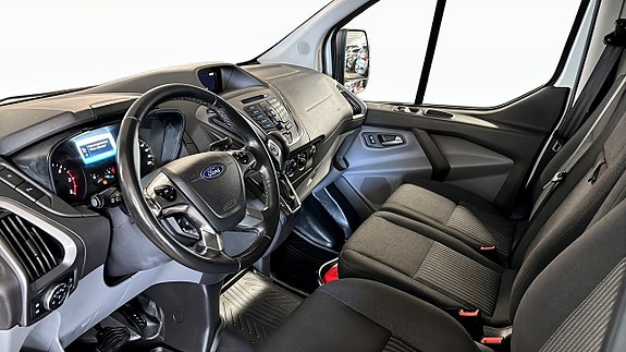 Ford Transit Custom 4 of 13