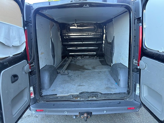 Renault Trafic 5 of 9