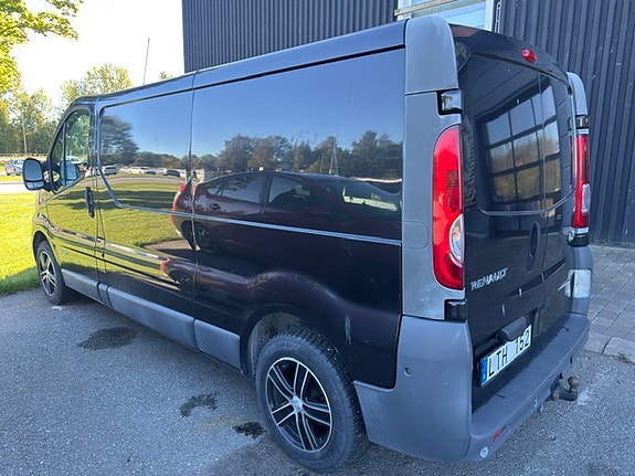 Renault Trafic 3 of 9