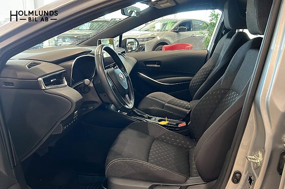 Toyota Corolla 6 of 12