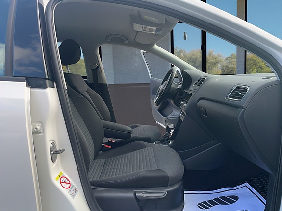 Volkswagen Polo 15 of 18
