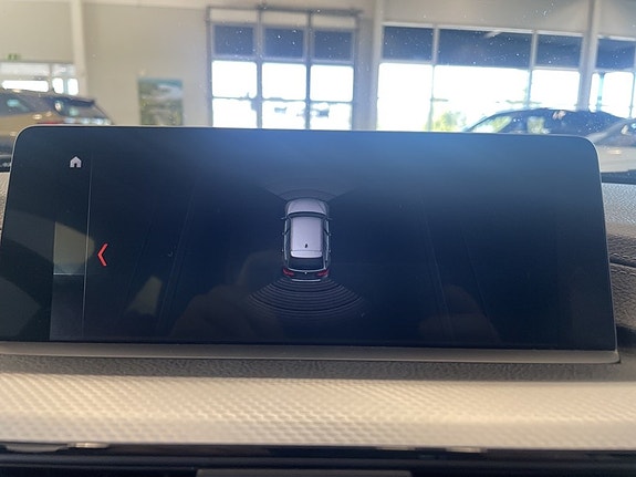 BMW 320 15 of 19