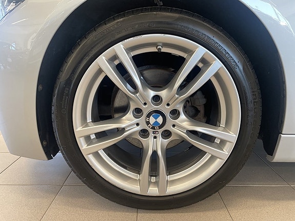 BMW 320 6 of 19