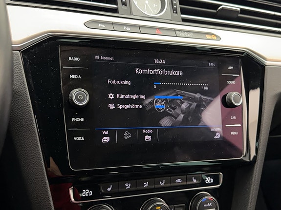 Volkswagen Passat Alltrack 24 of 30