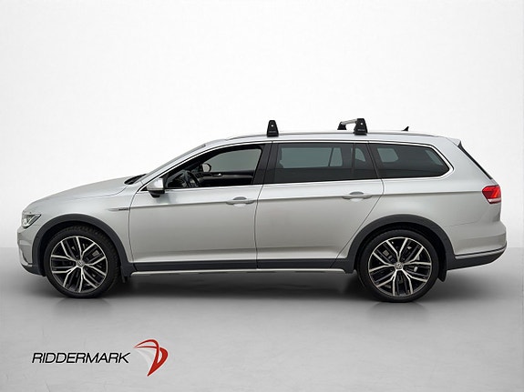 Volkswagen Passat Alltrack 5 of 30