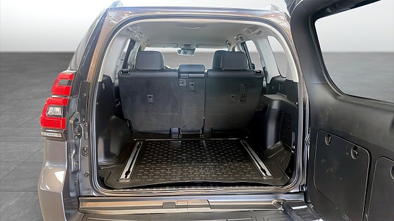 Toyota Land Cruiser 10 of 11