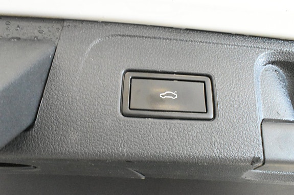 Volkswagen Passat 11 of 23