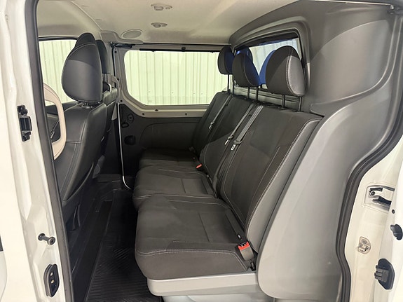 Renault Trafic 9 of 18