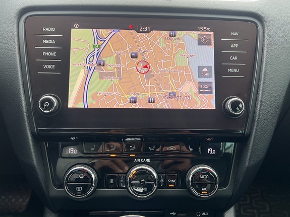 Skoda Octavia 16 of 24