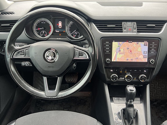 Skoda Octavia 14 of 24