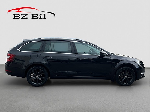 Skoda Octavia 6 of 24