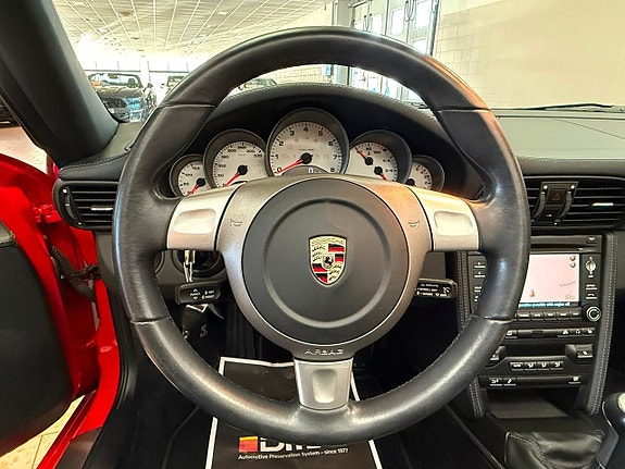 Porsche 911 Carrera S 20 of 29