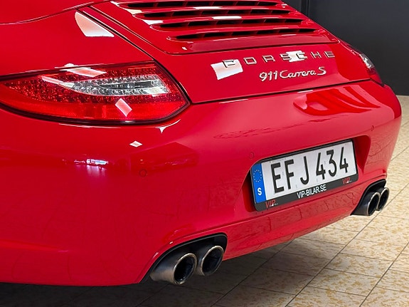 Porsche 911 Carrera S 12 of 29