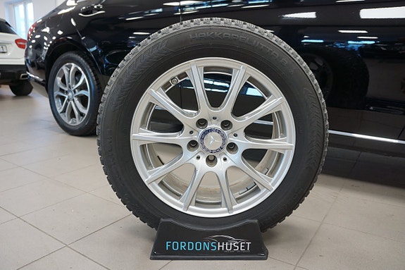 Mercedes-Benz C180 15 of 15