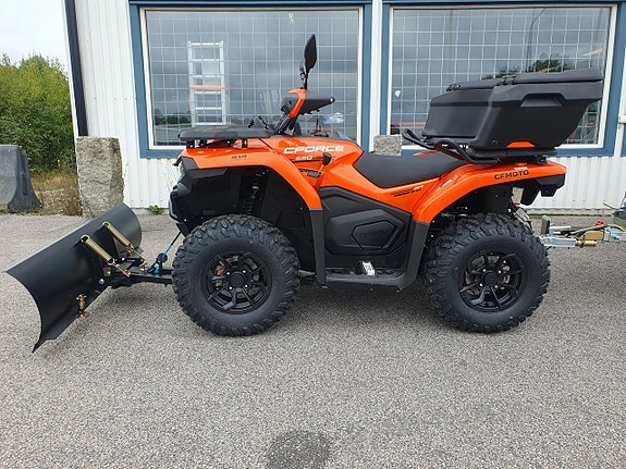 CFMOTO 520S med Skogspaket. omg lev 8 of 9