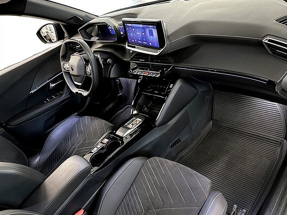 Peugeot 2008 15 of 19
